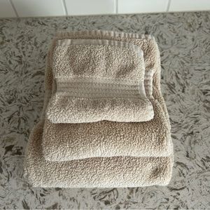 Peacock Alley Bath Towels
